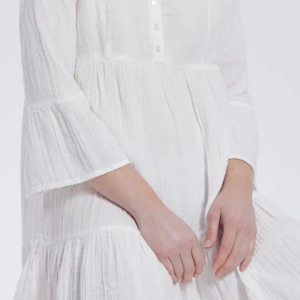 🤍🤍🤍Elegant White Women's Dress🤍🤍🤍